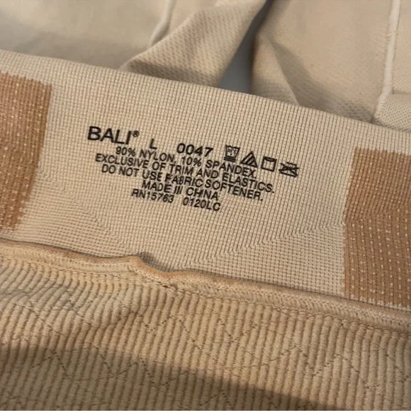 Bali Comfort Revolution Seamless High Waisted Thigh Slimmer Shapewear Large - Picture 13 of 16